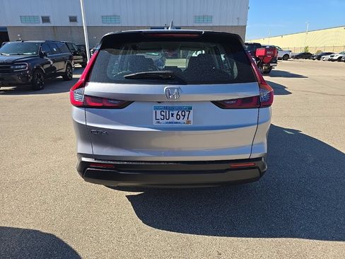 Used 2024 Honda CR-V LX image 4
