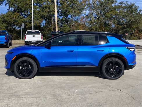 New 2026 Chevrolet Equinox EV RS image 2