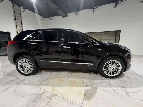 Used 2018 Cadillac XT5 Luxury w/ Driver Awareness Package FWD image 4