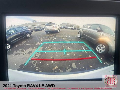 Used 2021 Toyota RAV4 LE AWD/4WD image 14