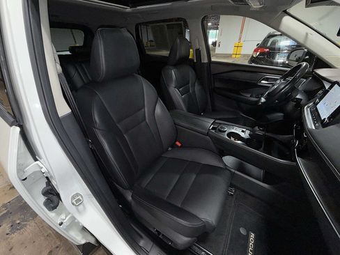 Used 2021 Nissan Rogue SL w/ Premium Package AWD/4WD image 16