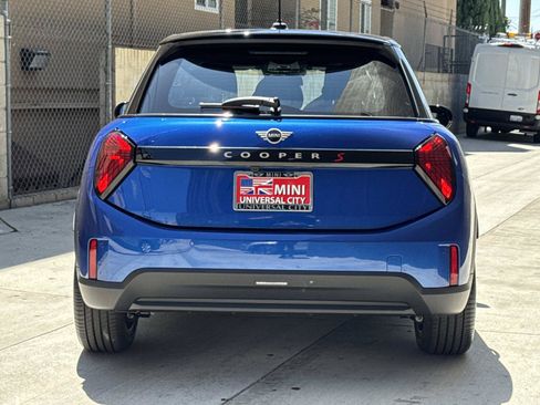 New 2026 MINI Cooper S FWD image 4