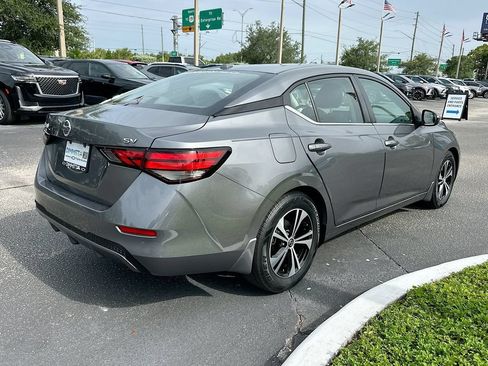 Used 2022 Nissan Sentra SV FWD image 5