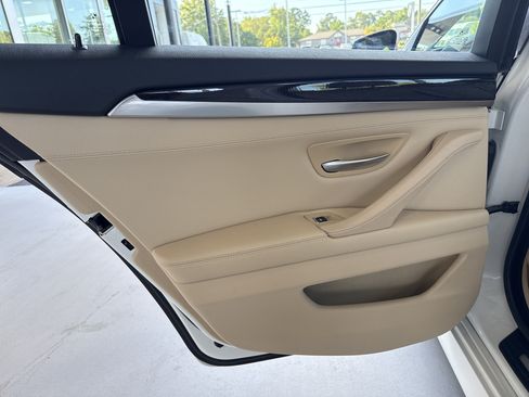 Used 2013 BMW 528i Sedan RWD image 25