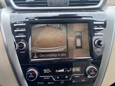 Used 2020 Nissan Murano SL w/ Moonroof Package AWD/4WD image 16