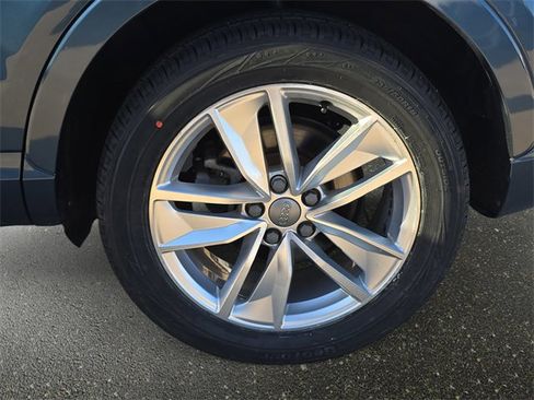 Used 2017 Audi Q3 2.0T Premium image 36