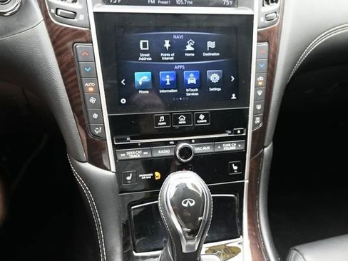 Used 2018 INFINITI Q50 Luxe AWD/4WD image 40