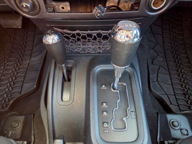 Certified 2016 Jeep Wrangler Unlimited Sport w/ Quick Order Package 24S AWD/4WD image 27