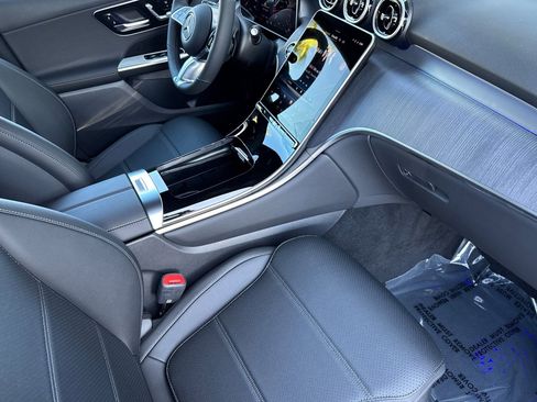 New 2026 Mercedes-Benz GLC 300 image 10