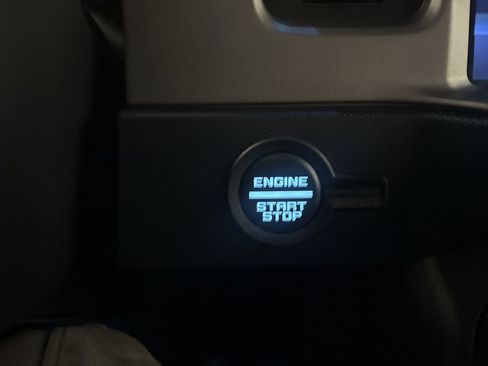 Used 2022 Ford Bronco Outer Banks AWD/4WD image 17