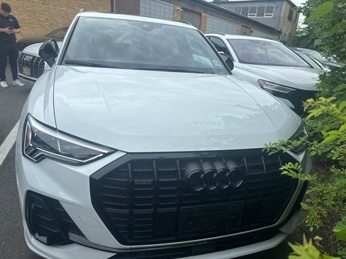 Used 2025 Audi Q3 2.0T Premium Plus w/ Premium Plus Package AWD/4WD image 1