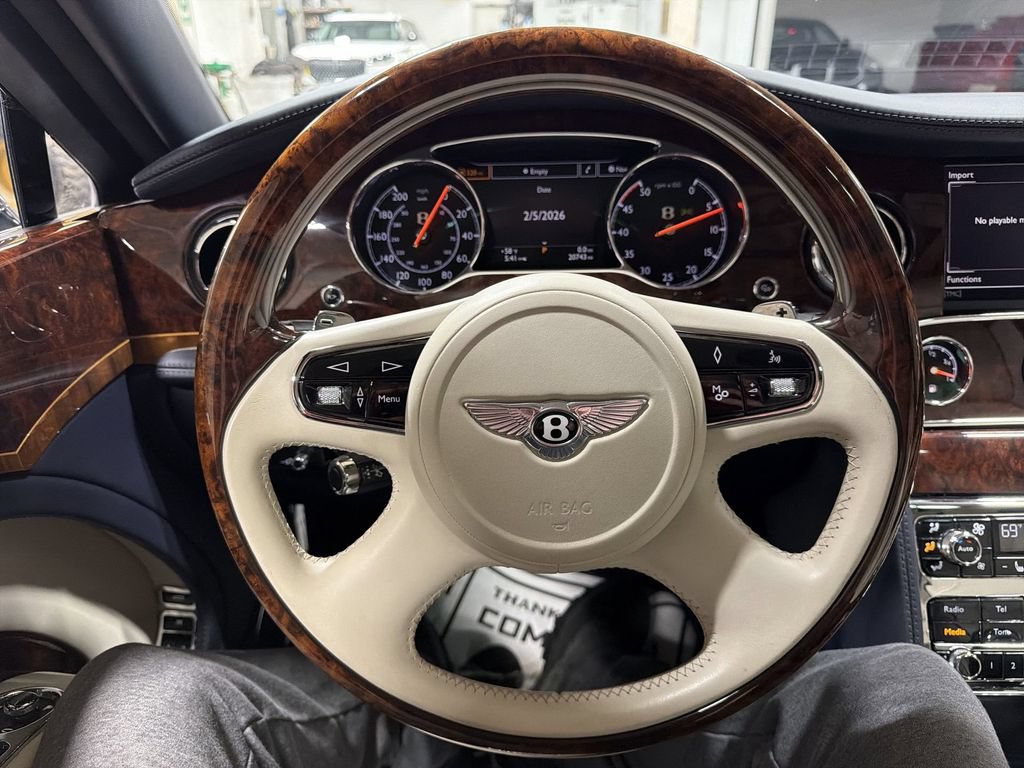 Used 2016 Bentley Mulsanne RWD image 11