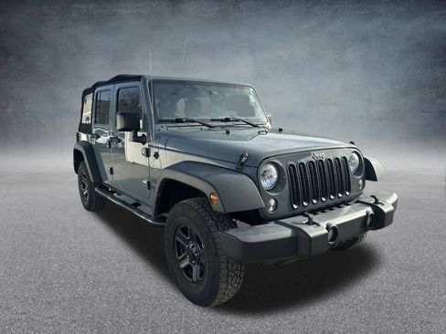 Used 2015 Jeep Wrangler Unlimited Sport w/ Connectivity Group image 9