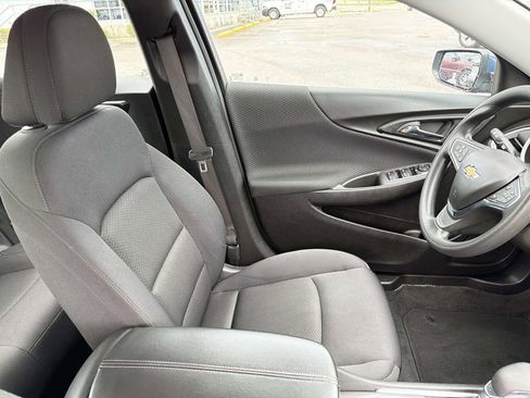 Used 2024 Chevrolet Malibu LT FWD image 11