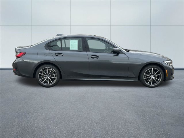 Used 2022 BMW 330i xDrive Sedan w/ Driving Assistance Package AWD/4WD image 5