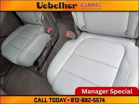 Used 2021 Chevrolet Traverse LT AWD/4WD image 20