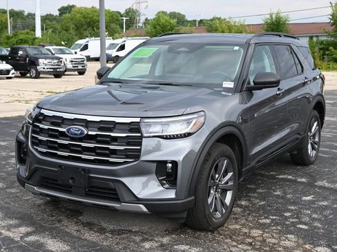 Certified 2026 Ford Explorer Active w/ Active Comfort Package AWD/4WD image 5