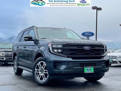 New 2025 Ford Expedition Active image 1