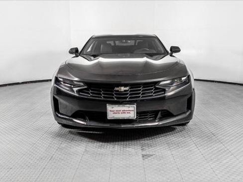 Used 2020 Chevrolet Camaro LT w/ Technology Package RWD image 12