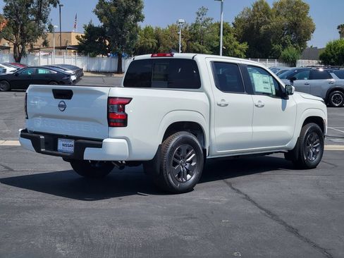 New 2026 Nissan Frontier SV RWD image 2