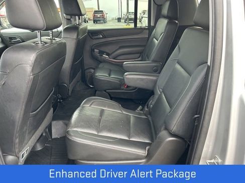 Used 2020 GMC Yukon XL SLT w/ HD Trailering Package image 9