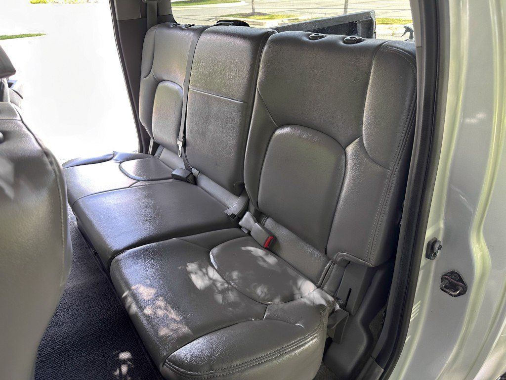 Used 2013 Nissan Frontier SV AWD/4WD image 24