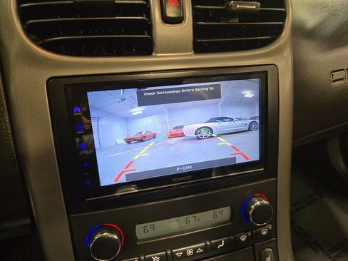 Used 2006 Chevrolet Corvette Base 2D Convertible w/ Preferred Equipment Group image 19