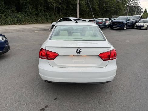 Used 2013 Volkswagen Passat 2.5 SE FWD image 6