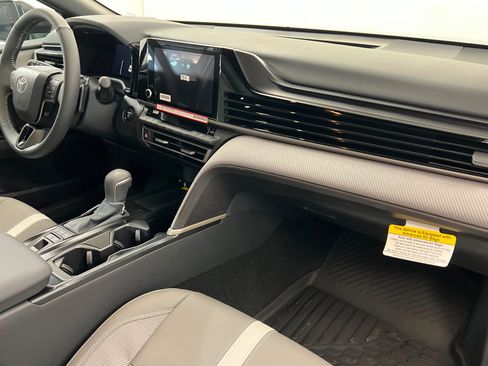 New 2026 Toyota Camry SE image 23