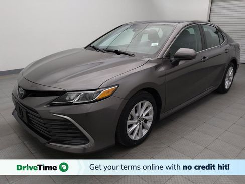 Used 2023 Toyota Camry LE image 1