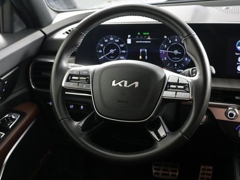 Used 2024 Kia Telluride SX image 10