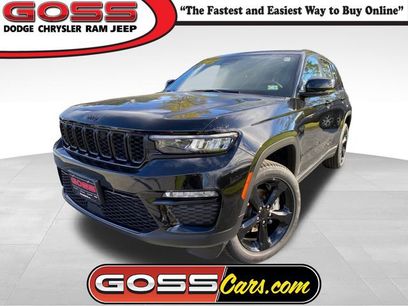 New 2025 Jeep Grand Cherokee Limited w/ Black Appearance Package