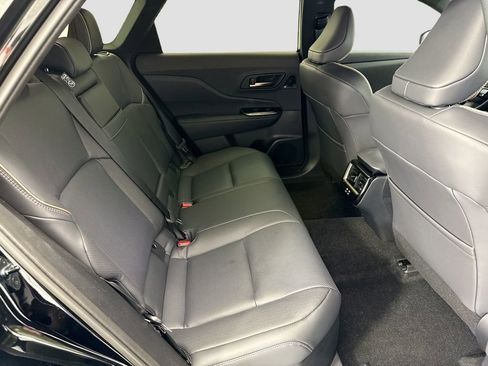 Used 2025 Toyota Crown Signia AWD/4WD image 21