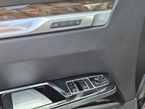 New 2026 Cadillac Escalade ESV Platinum Sport w/ LPO, ONYX Package image 19