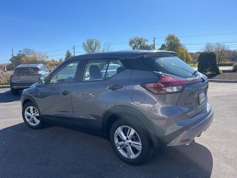 New 2025 Nissan Kicks Play S image 5