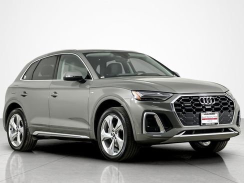 Used 2023 Audi Q5 2.0T Premium Plus w/ Premium Plus Package image 7