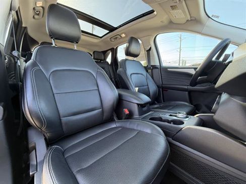 Used 2022 Ford Escape SEL AWD/4WD image 21