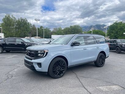 New 2026 Ford Expedition Platinum w/ Stealth Performance Package