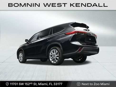 Used 2020 Toyota Highlander Limited image 23