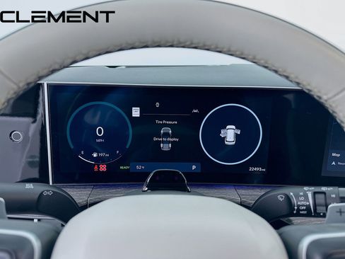 Used 2025 Hyundai Santa Fe Calligraphy image 17