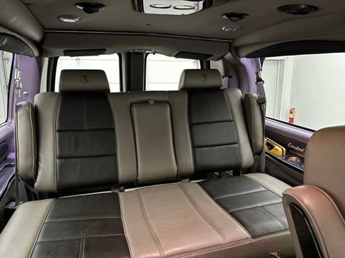 Used 2019 GMC Savana 2500 w/ Enhanced Convenience Package RWD image 43