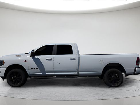 Used 2023 RAM 3500 Big Horn w/ Night Edition AWD/4WD image 3