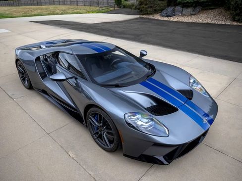 Used 2018 Ford GT RWD image 15