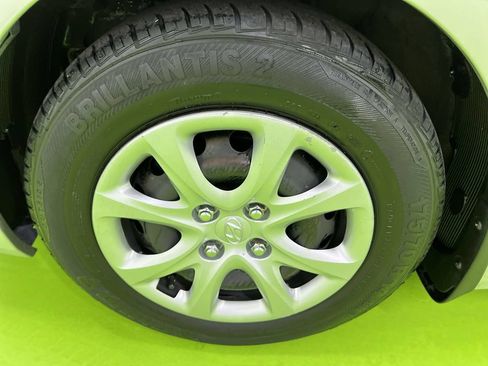 Used 2013 Hyundai Accent GLS FWD image 14
