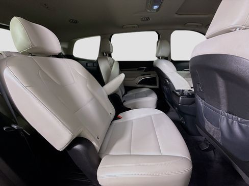 Used 2020 Kia Telluride S FWD image 27