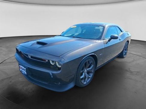 Used 2019 Dodge Challenger R/T RWD image 3