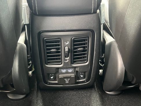 Used 2024 Dodge Durango SRT AWD/4WD image 21