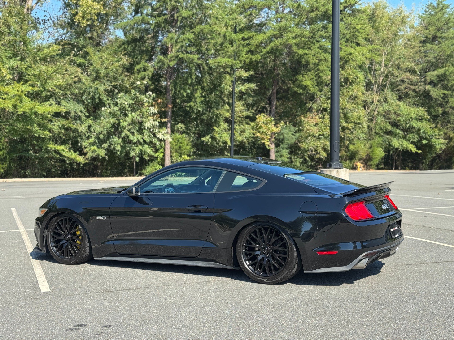Used 2016 Ford Mustang GT Premium w/ GT Performance Package RWD image 7
