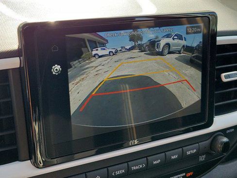 New 2025 Hyundai Venue Limited image 23