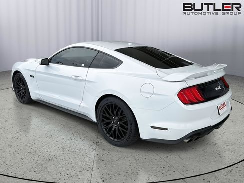 Used 2018 Ford Mustang GT Premium w/ GT Performance Package RWD image 4